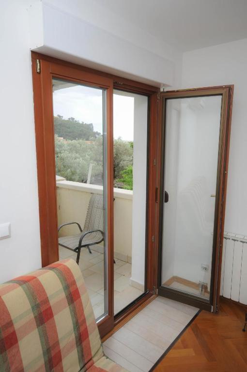 Apartment Jana Petrovazzo Esterno foto
