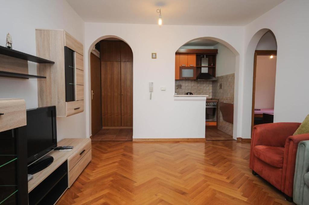 Apartment Jana Petrovazzo Esterno foto