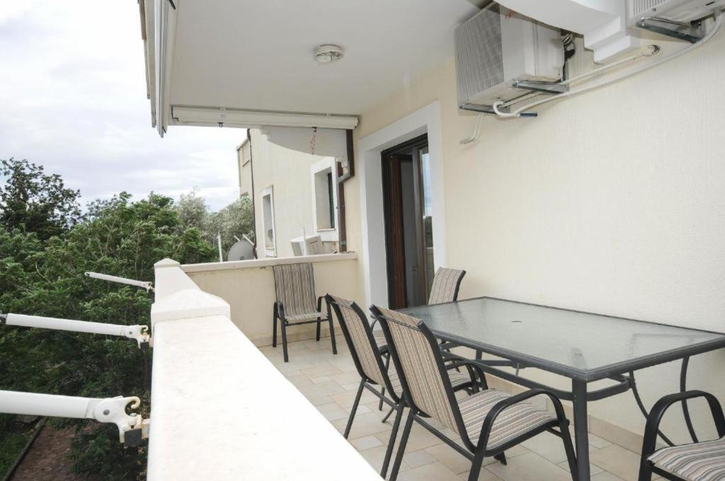 Apartment Jana Petrovazzo Esterno foto