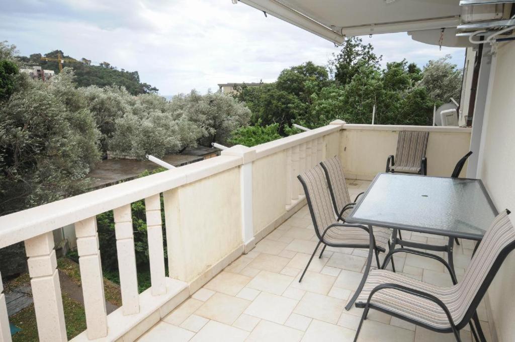 Apartment Jana Petrovazzo Esterno foto